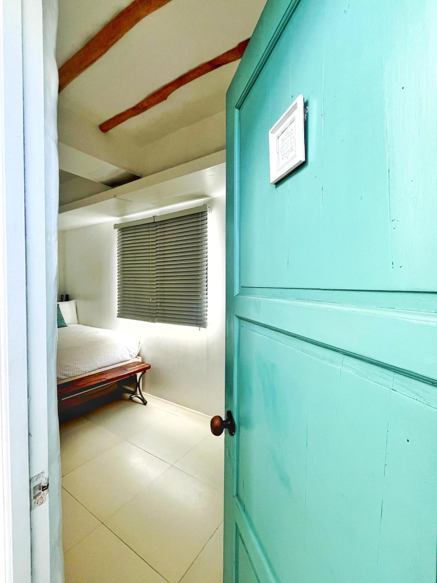 Hotel Lugar Bonito Balabag (Boracay)